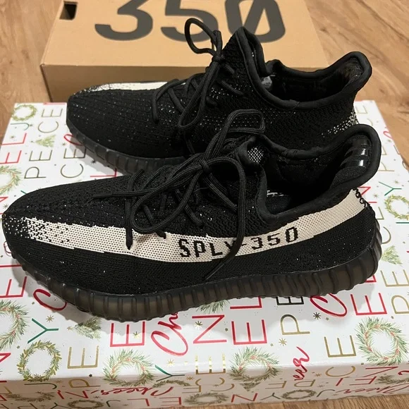 Yeezy boost . Worn twice excellent condition